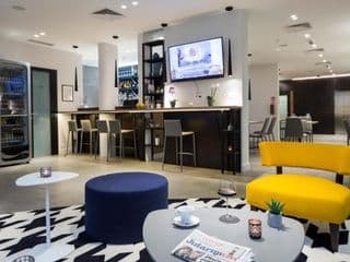 Livris Hotel