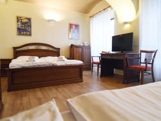 Hostel Little Quarter
