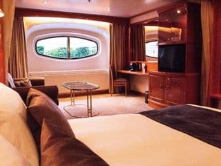 Sunborn London Yacht Hotel
