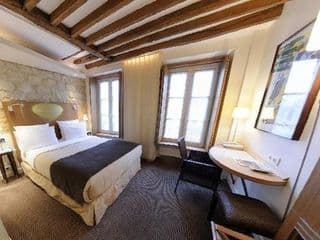 Select Hotel