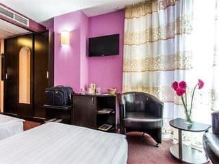 Best Western Art Plaza Hotel