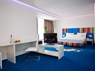 Marshal Garden Hotel