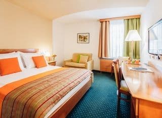 Central Hotel Superior