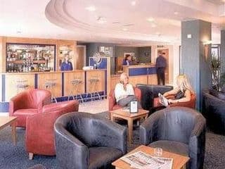 Holiday Inn Express London Luton Airport, an IHG Hotel