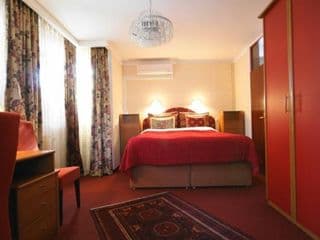 Halvat Guesthouse