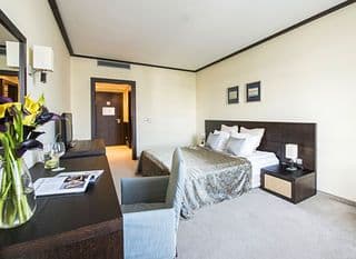 Central Park Hotel