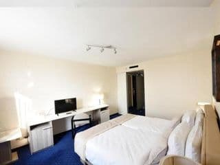 Hotel Holiday