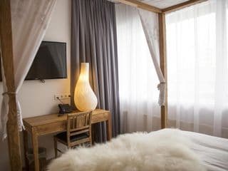 Eyja Guldsmeden Hotel